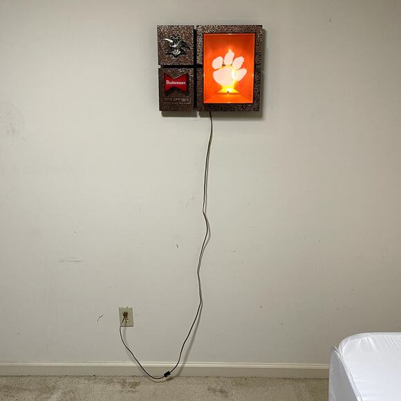 Vntg Anheuser-Busch, Budweiser Wall Sconce Display, Russel S. Kribs, Itm 005-220 - Picture 2 of 7